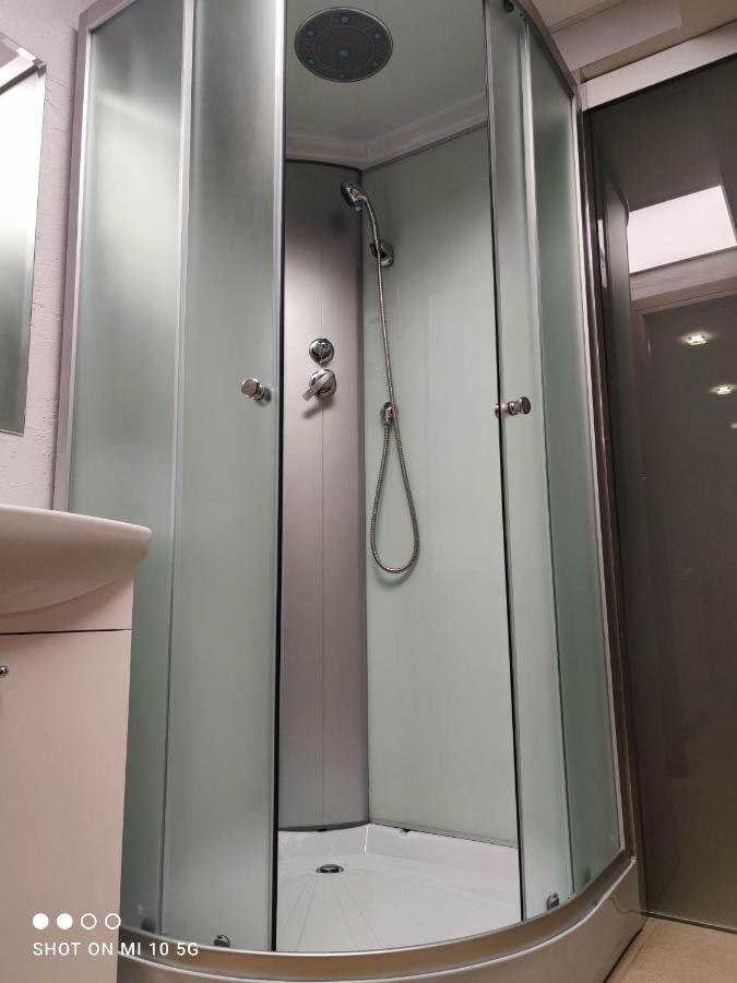 New York Apartament By Karl رادوم المظهر الخارجي الصورة